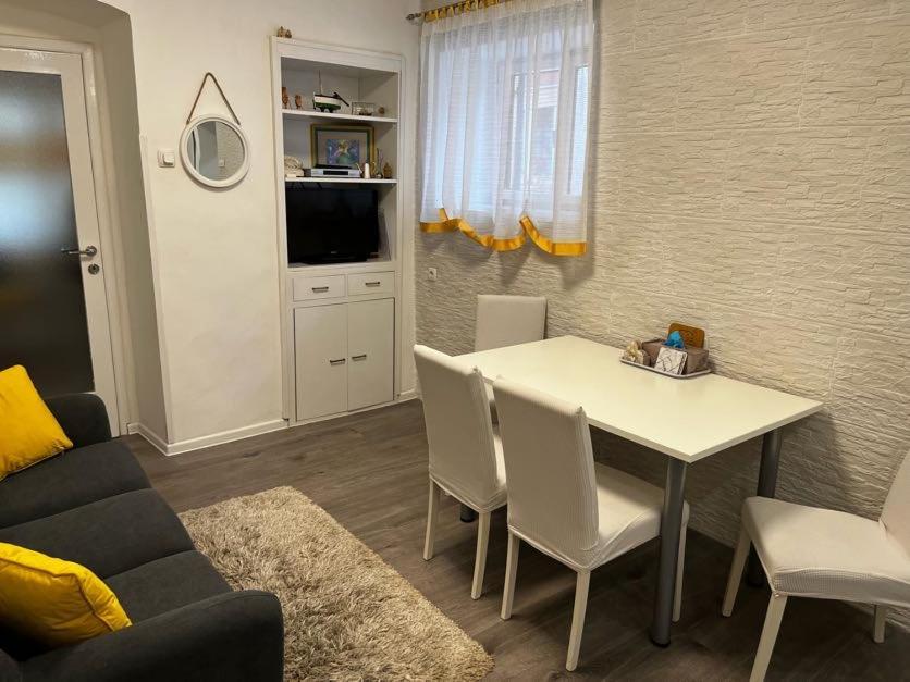 Apartman Plasse Rijeka Exterior foto